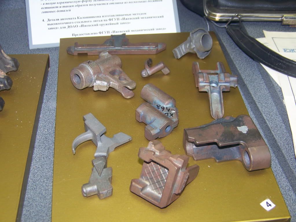 Looks like cast trunnion failures are starting to show...